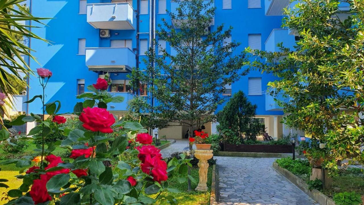 Apartment Temporary Silvi 5 *